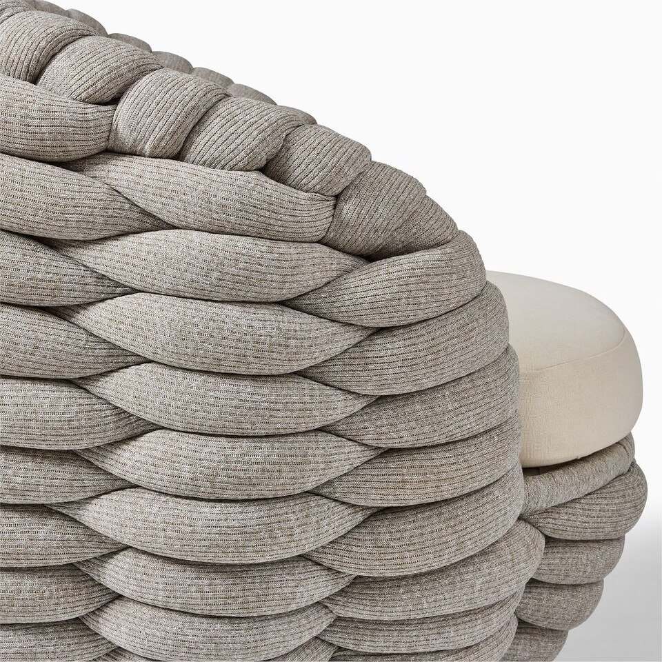 Cosy Outdoor Swivel Chair