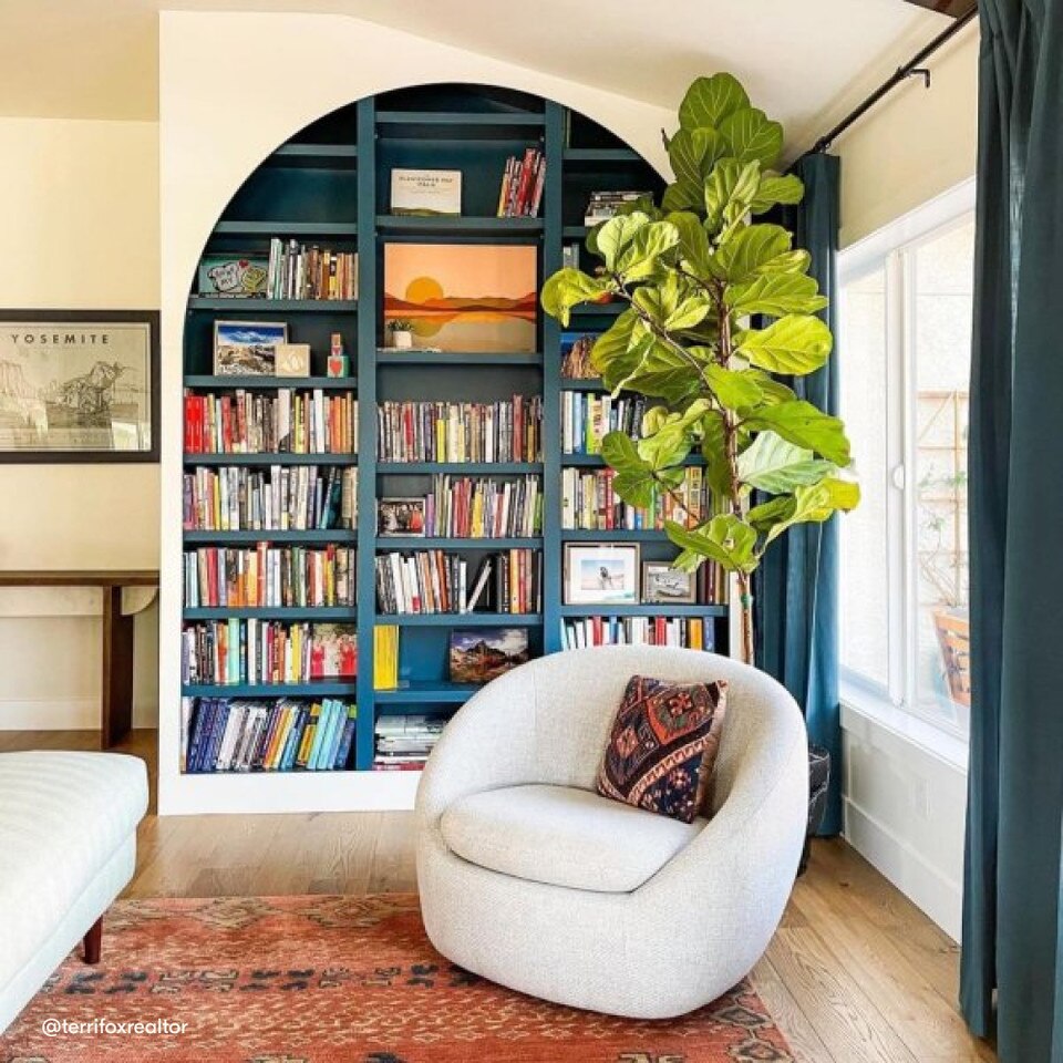 Cosy Swivel Chair