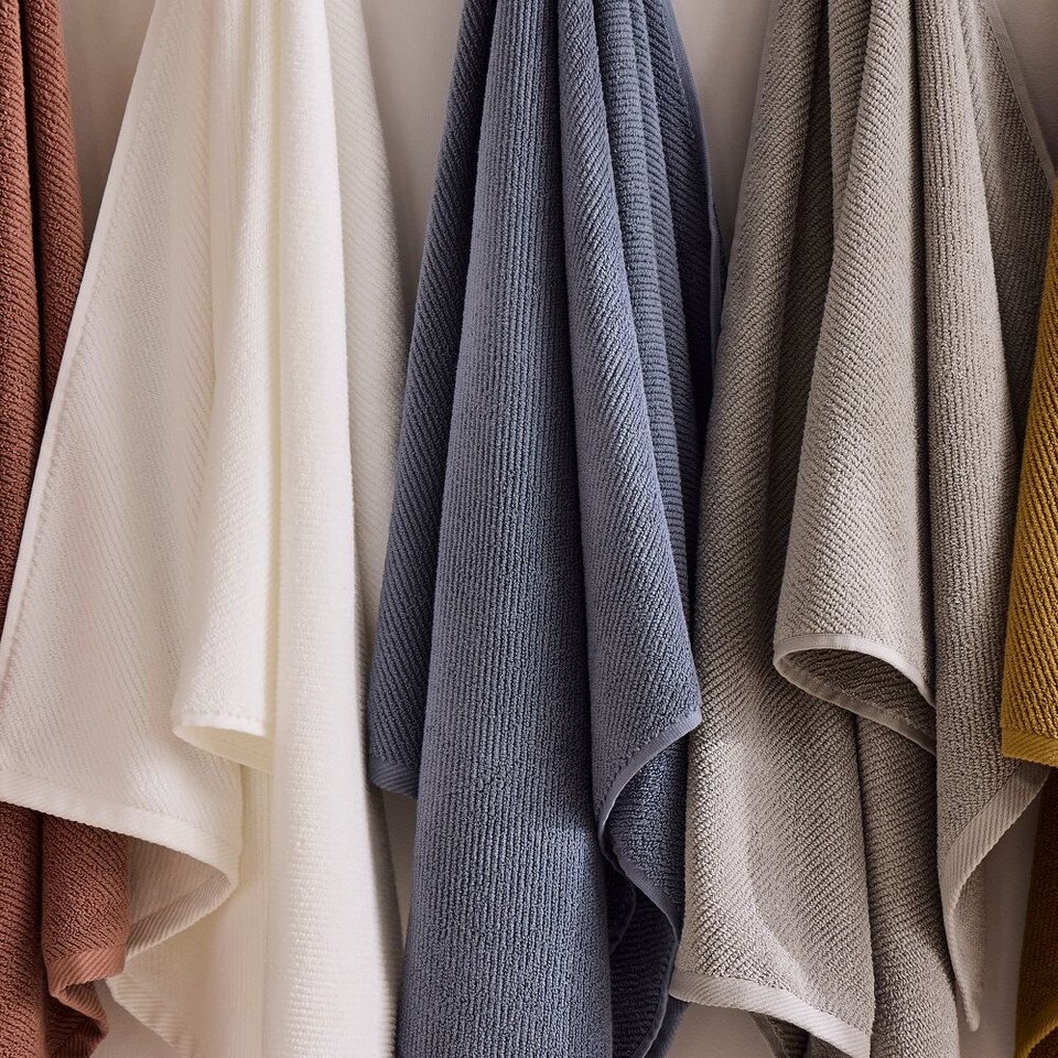 Diagonal Ribbed Towels