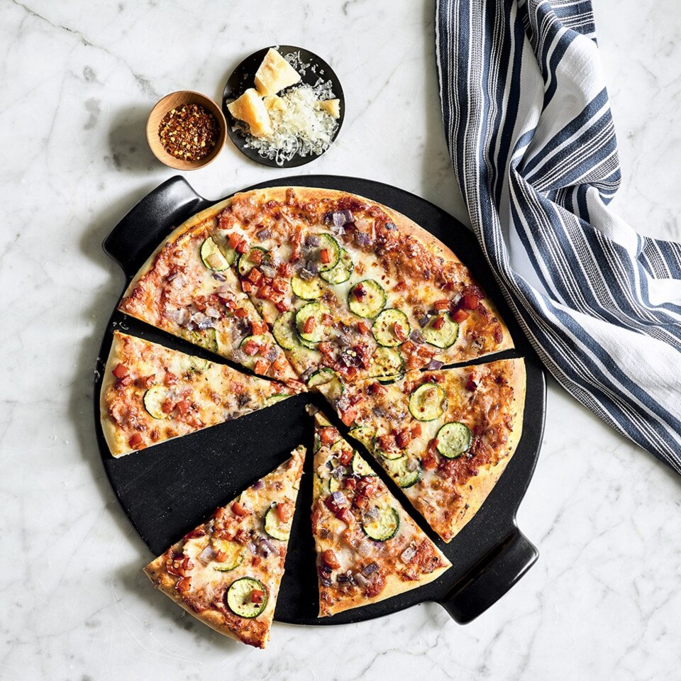 Williams Sonoma Emile Henry French Ceramic Pizza Stone