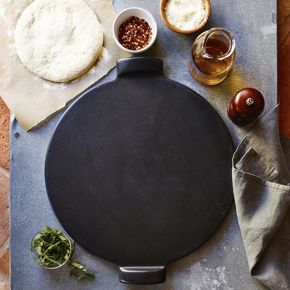 Williams Sonoma Emile Henry French Ceramic Pizza Stone