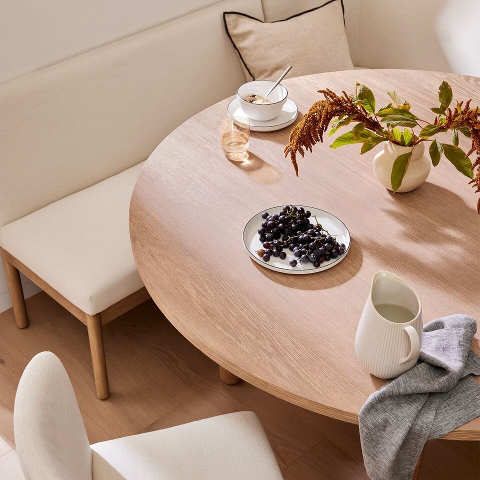 Hargrove Round Dining Table (152 cm)