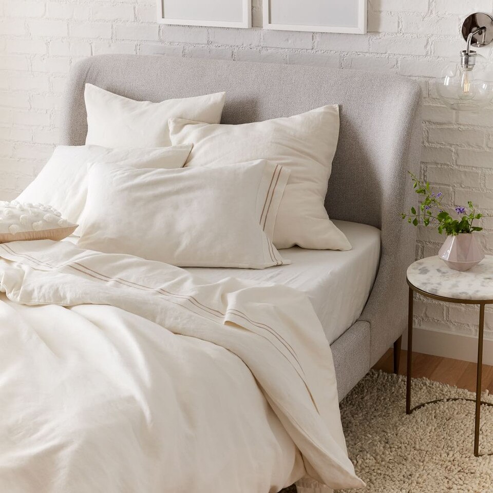 Lana Upholstered Bed