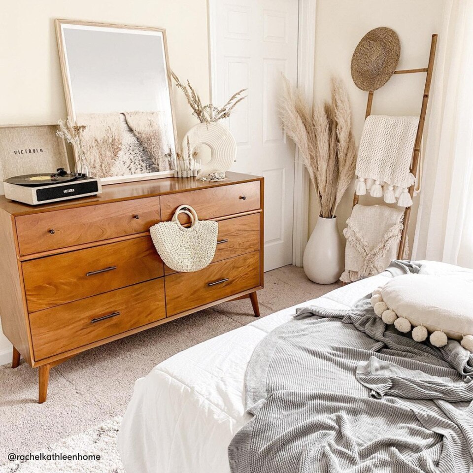 Mid-Century 6-Drawer Dresser (142 cm)