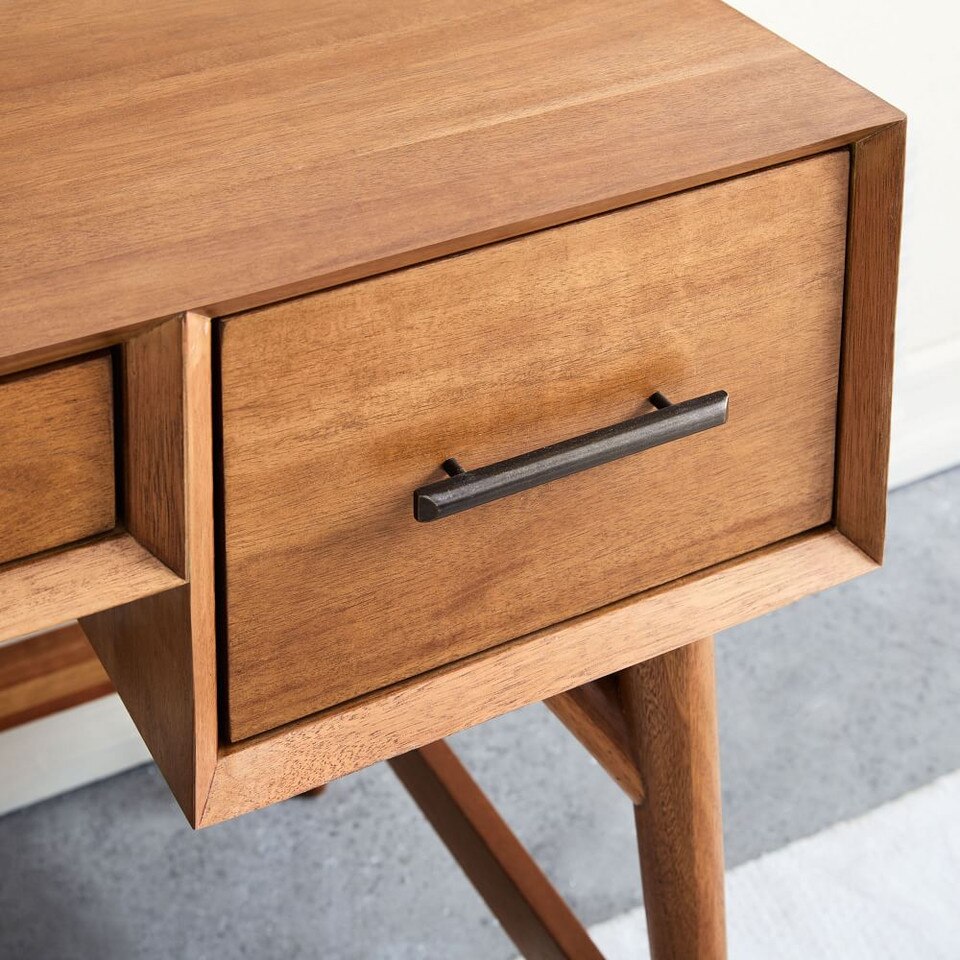 Mid-Century Desk (132 cm)