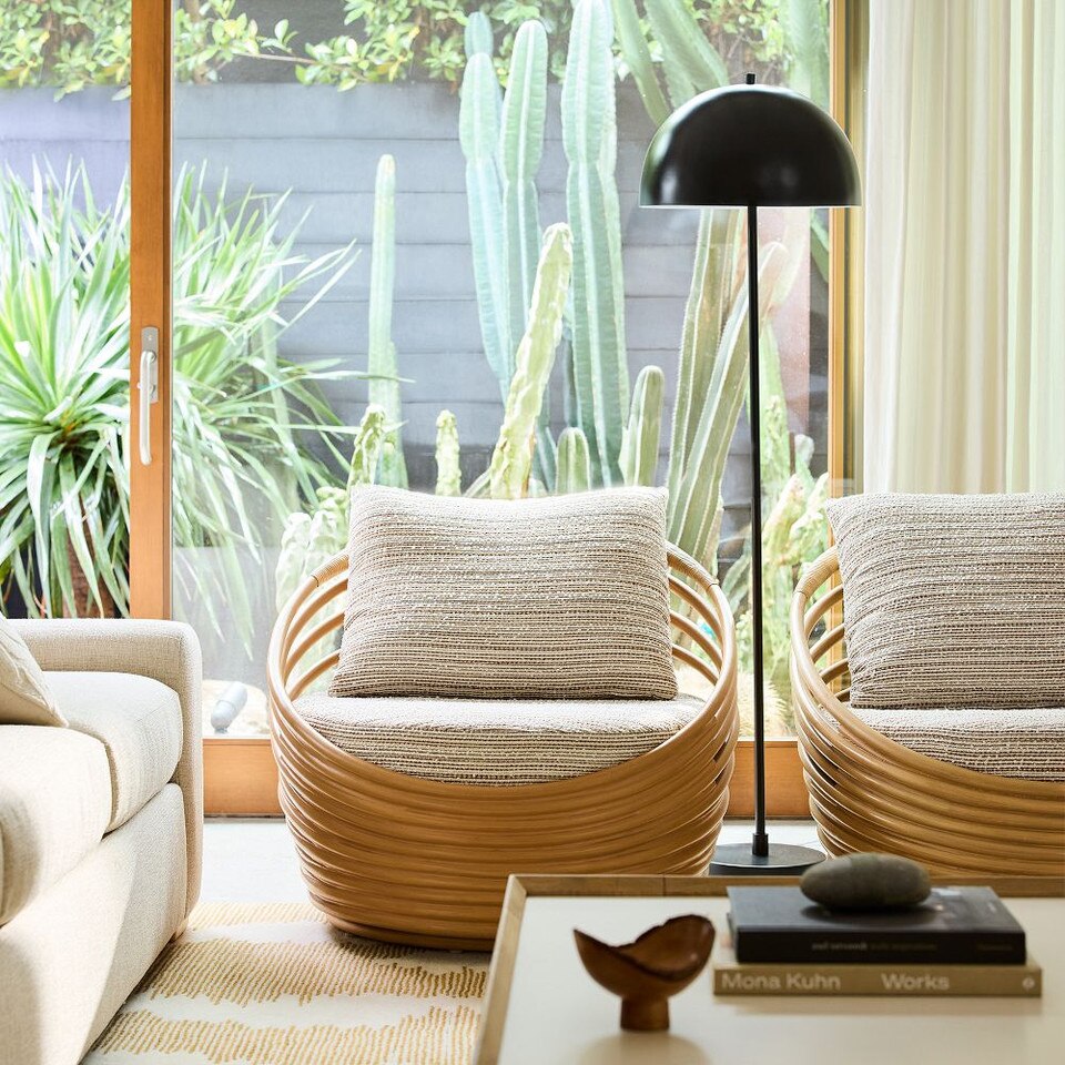 Minetta Rattan Swivel Chair