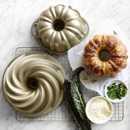 Williams Sonoma Nordic Ware Swirl Bundt Pan, 10 Cup
