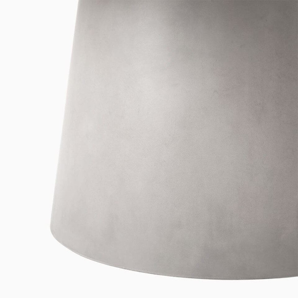 Concrete Pedestal Outdoor Round Dining Table