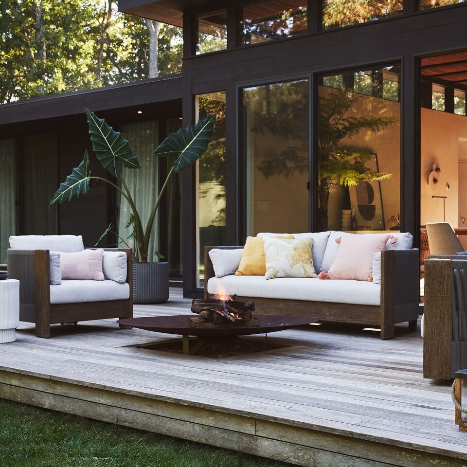 Tufted Grid Indoor/Outdoor Cushion
