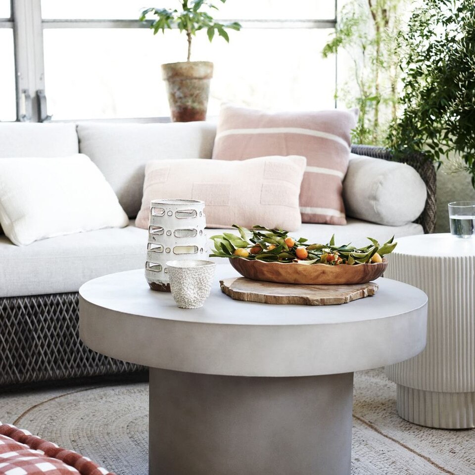 Tufted Grid Indoor/Outdoor Cushion