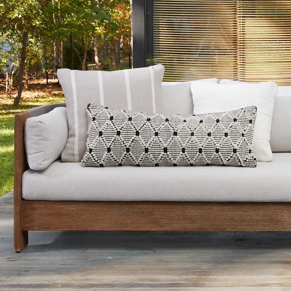 Tufted Grid Indoor/Outdoor Cushion