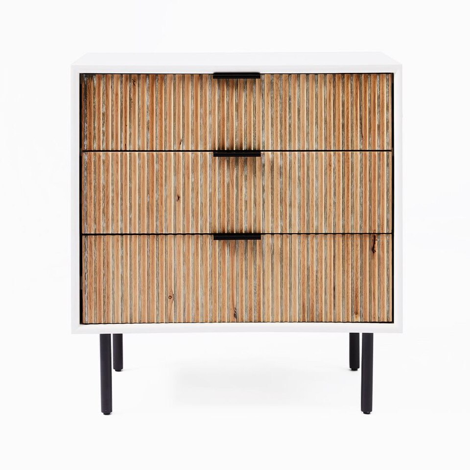 Quinn Closed 3-Drawer Bedside Table (71 cm)