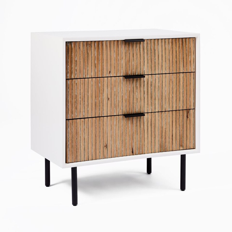 Quinn Closed 3-Drawer Bedside Table (71 cm)