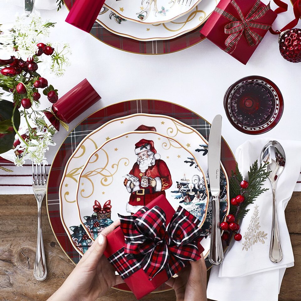 Williams Sonoma 'Twas the Night Before Christmas Dinnerware Collection