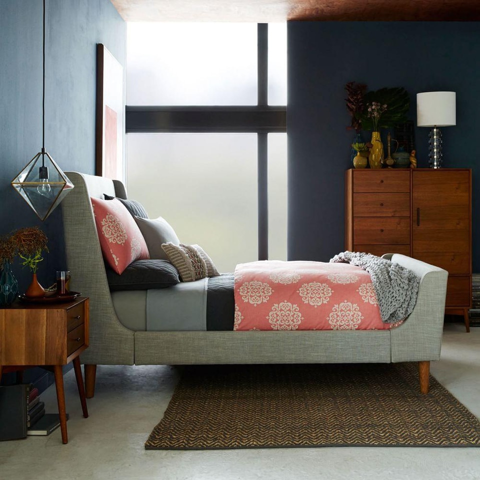 Upholstered Sleigh Bed- Linen Weave, Platinum
