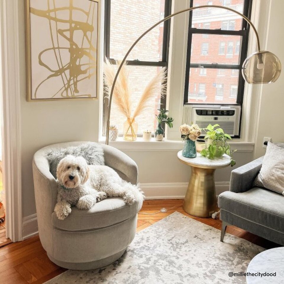 Viv Swivel Chair