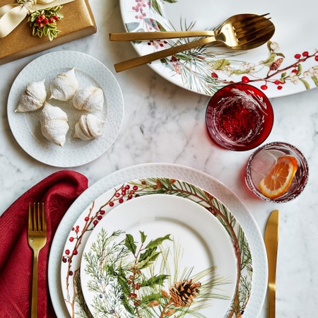 Williams Sonoma Woodland Berry Dinnerware Collection Pottery